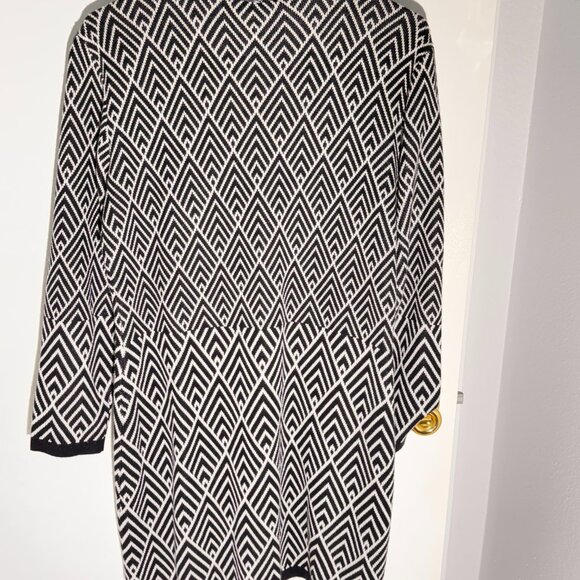 Black Rivet Geometric Knit Open Cardigan - Size M - Picture 4 of 5